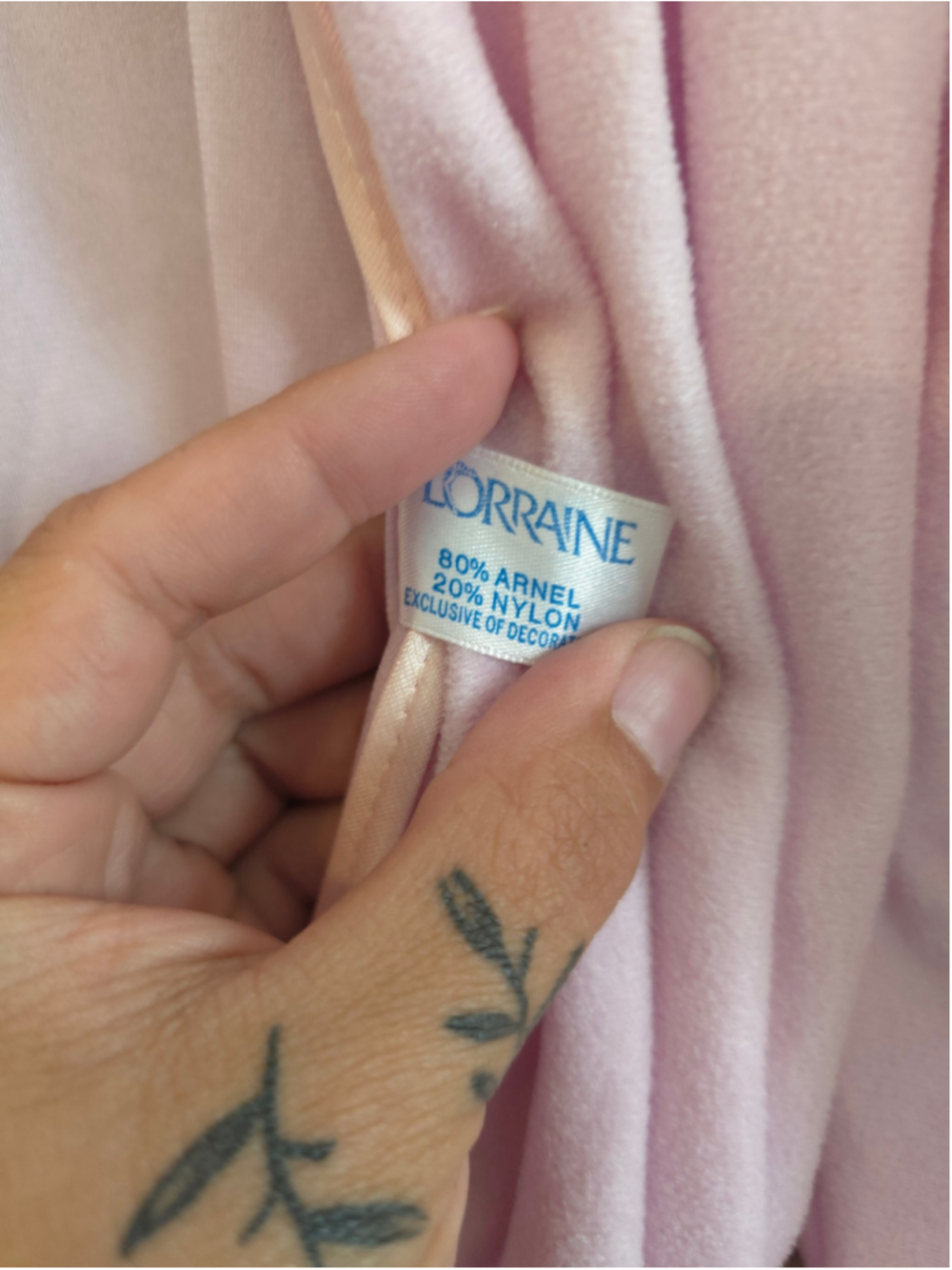 Vintage 80s Lorraine Robe Size S Light Pink Long Sleeve Floral Patch Embroidery - Picture 10 of 15